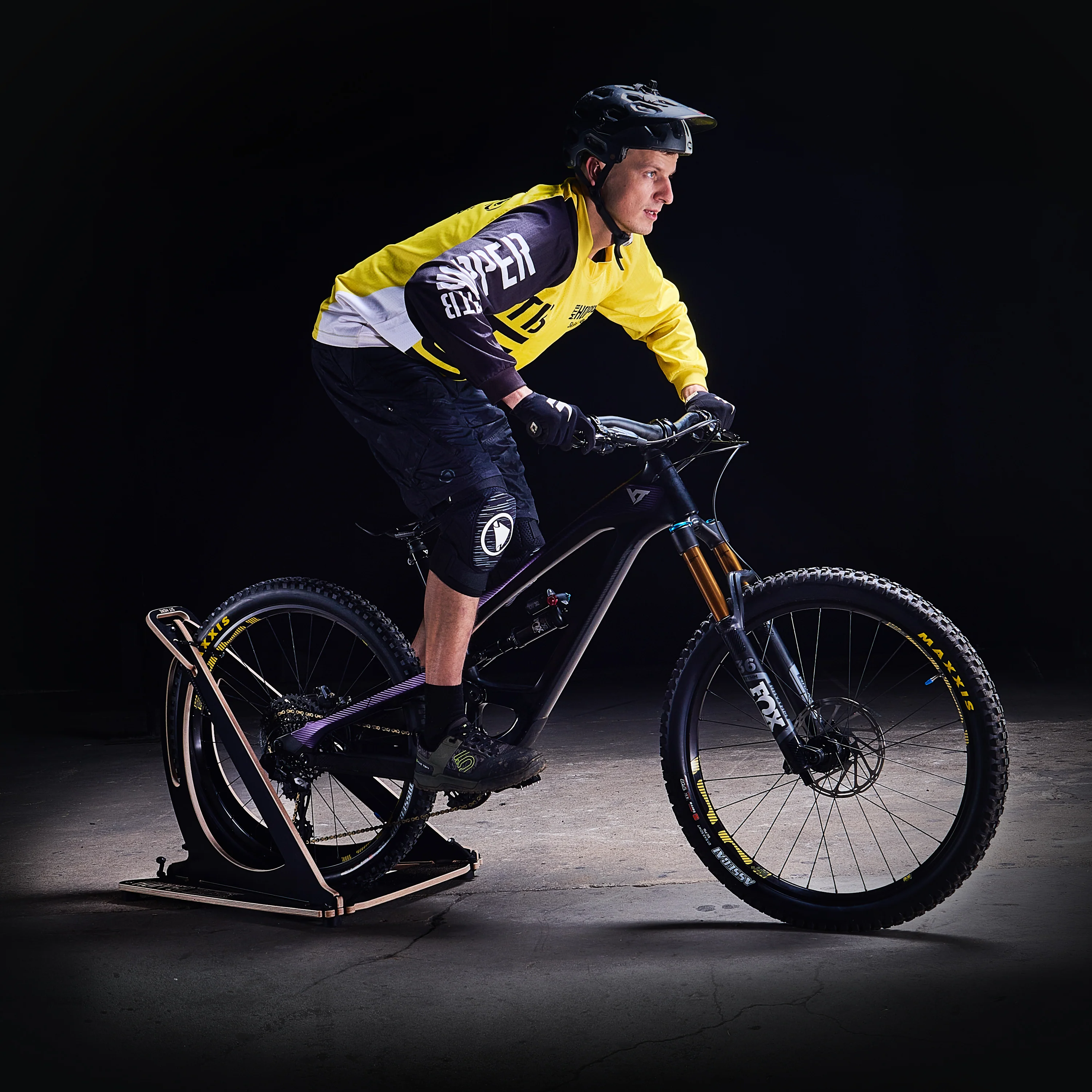 BALANCE Manual Machine - Image 8