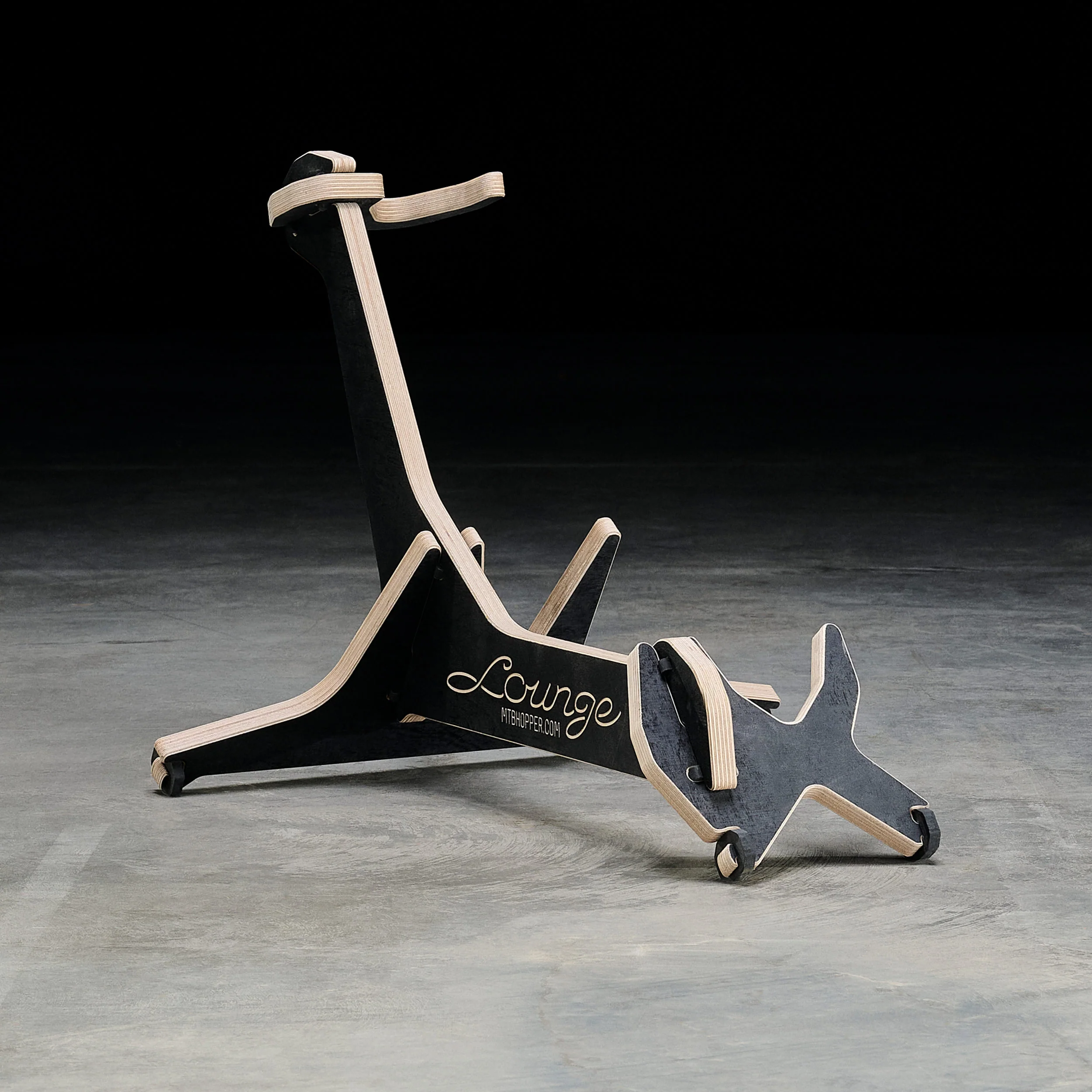 LOUNGE Bike Stand - Image 4