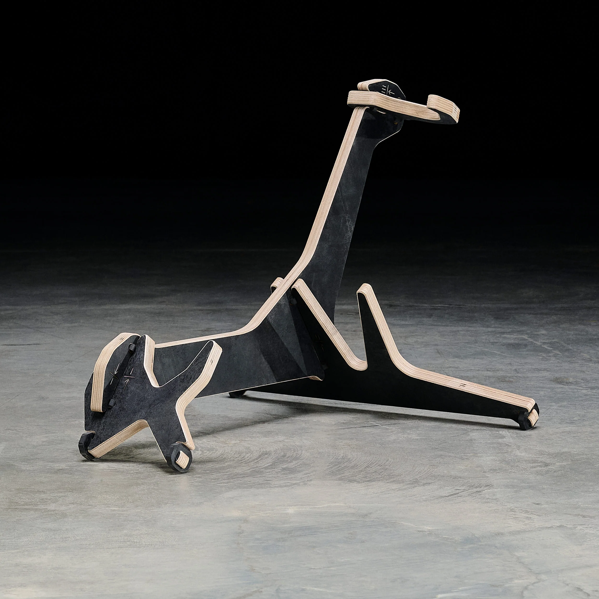 LOUNGE Bike Stand - Image 6