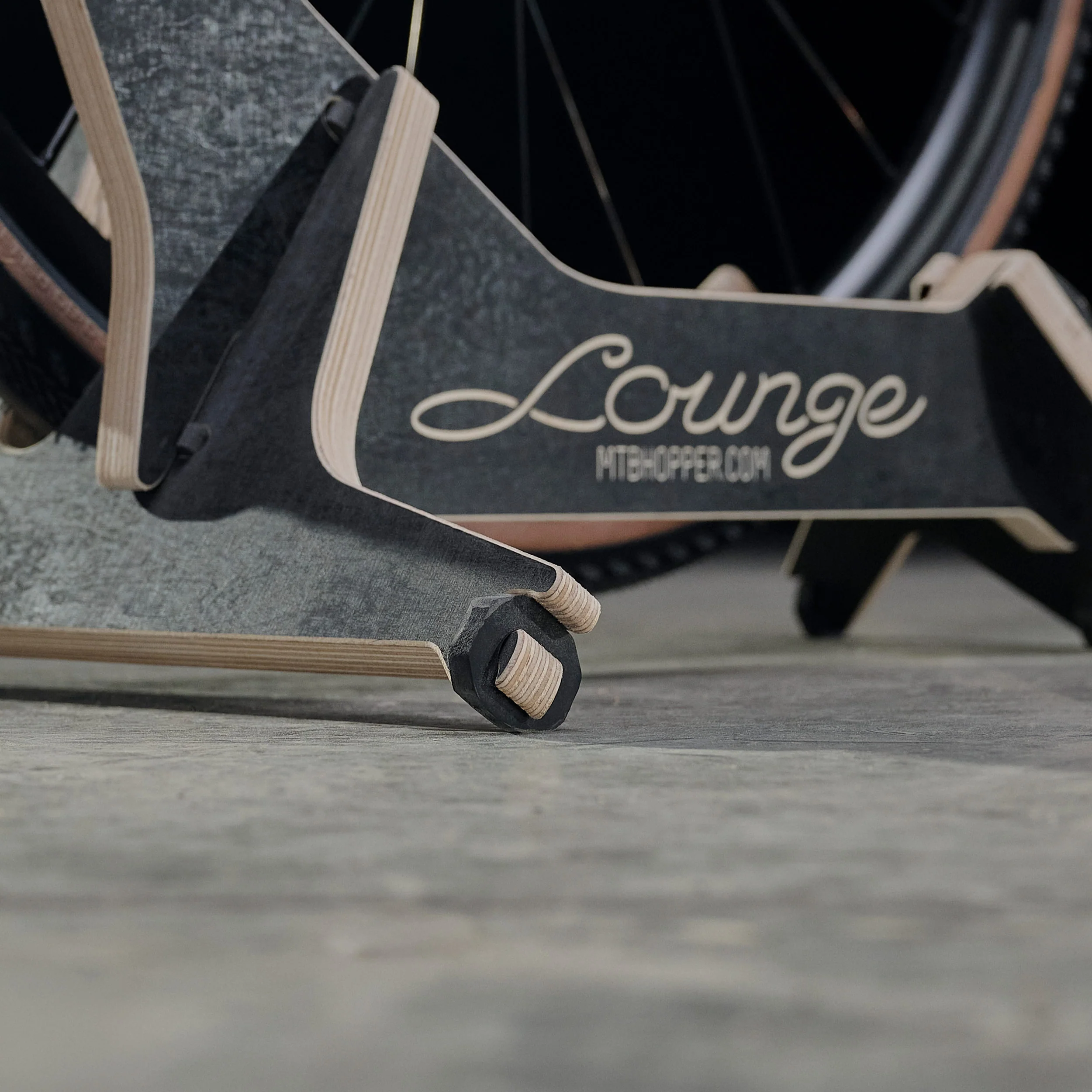 LOUNGE Bike Stand - Image 9