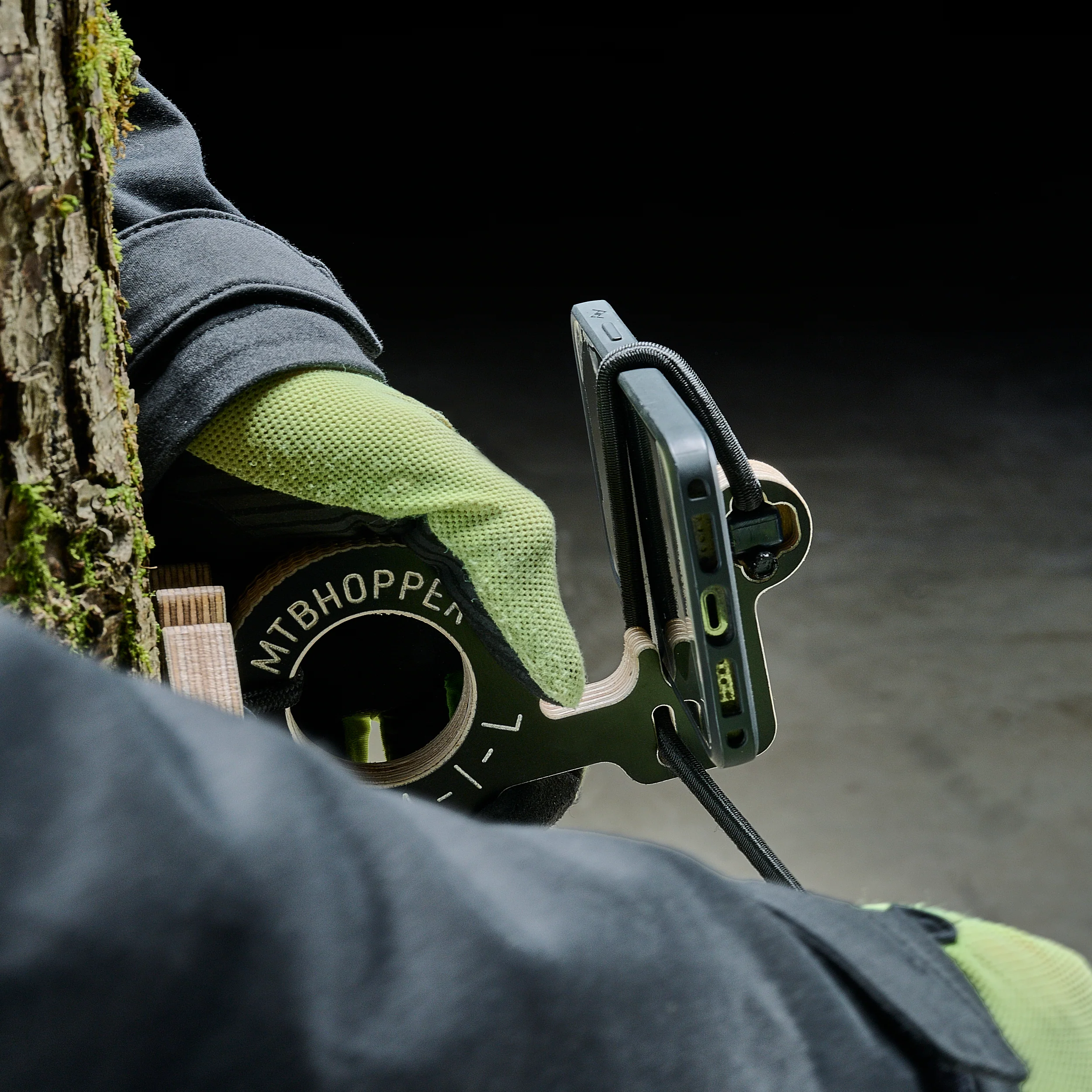 SNAIL Phone Holder - Image 12