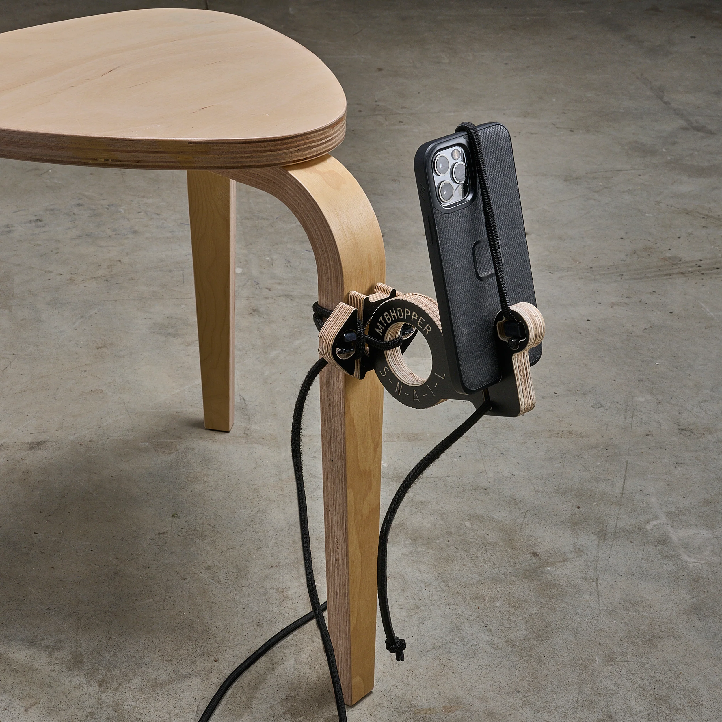 SNAIL Phone Holder - Image 5