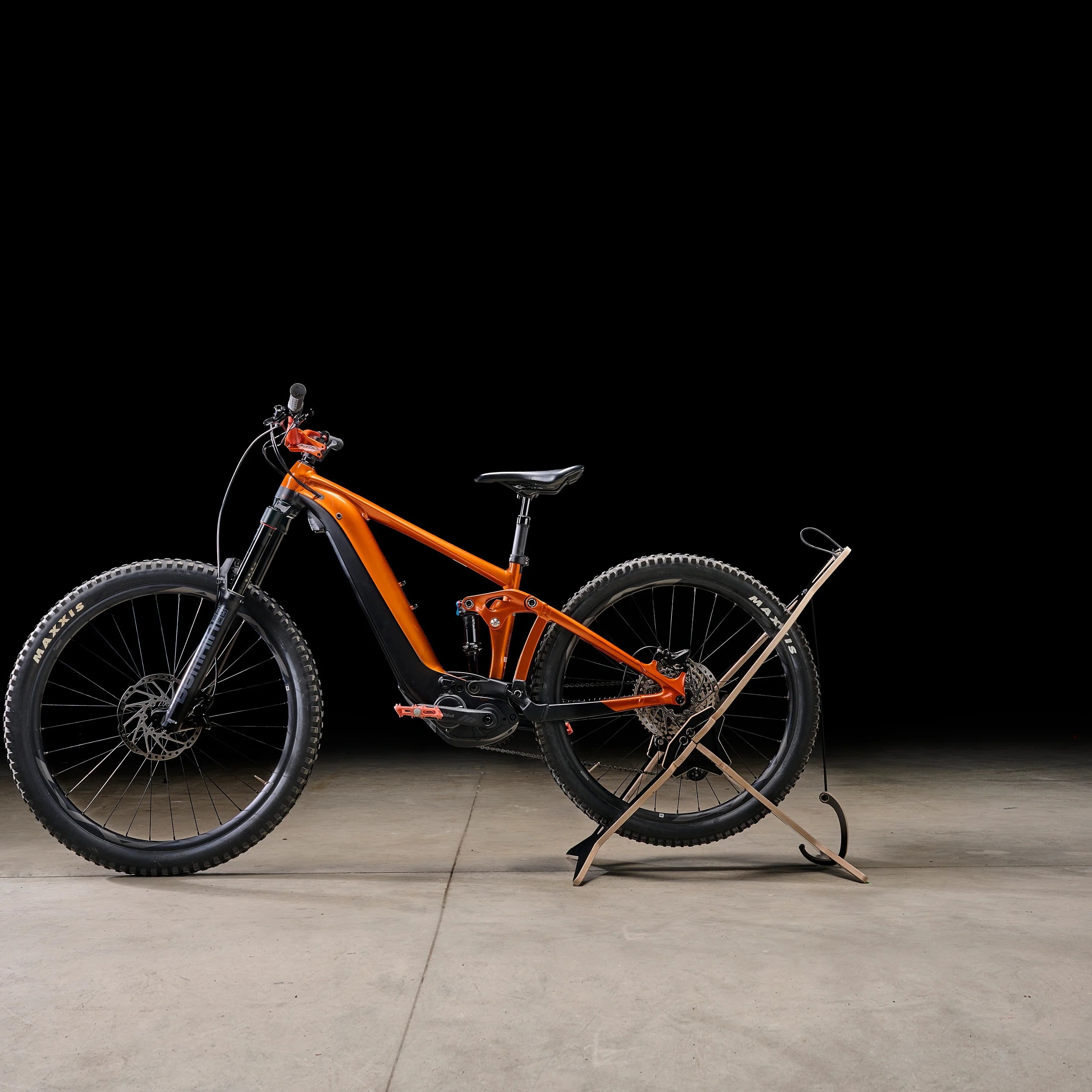 VERTICAL Bike Stand - Image 5