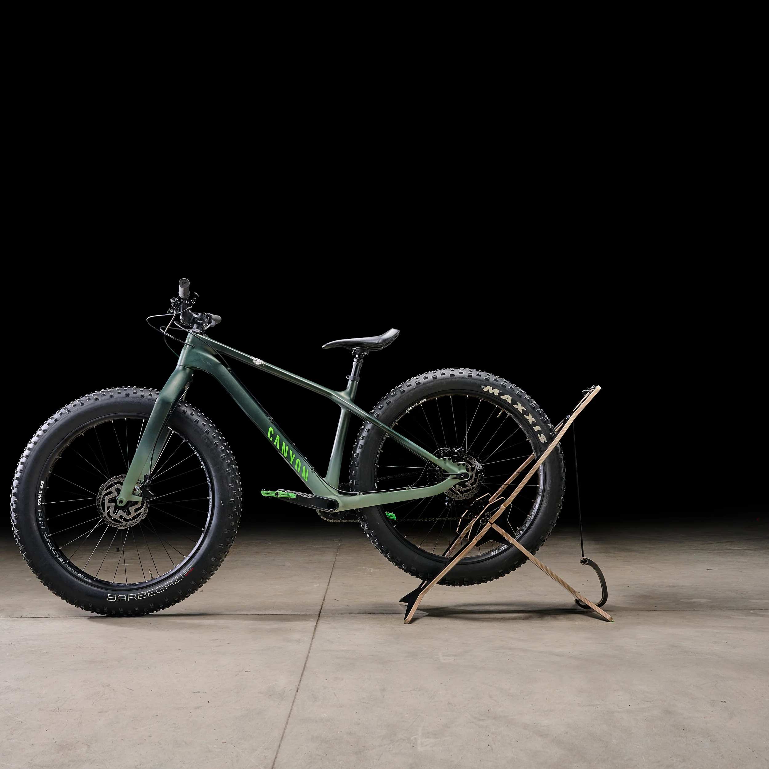 VERTICAL Bike Stand - Image 9